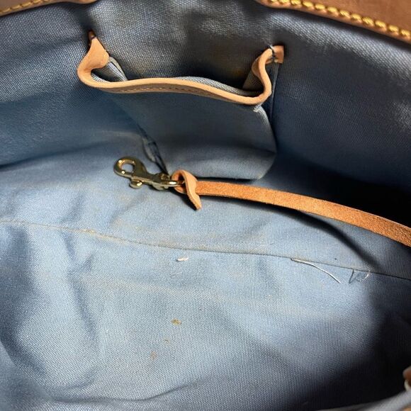 Dooney & Bourke oil cloth beige multi color logo  satchel cream leather trim - Picture 11 of 16